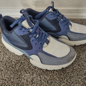 Vionic Blue and White Women's Sneakers 8 M